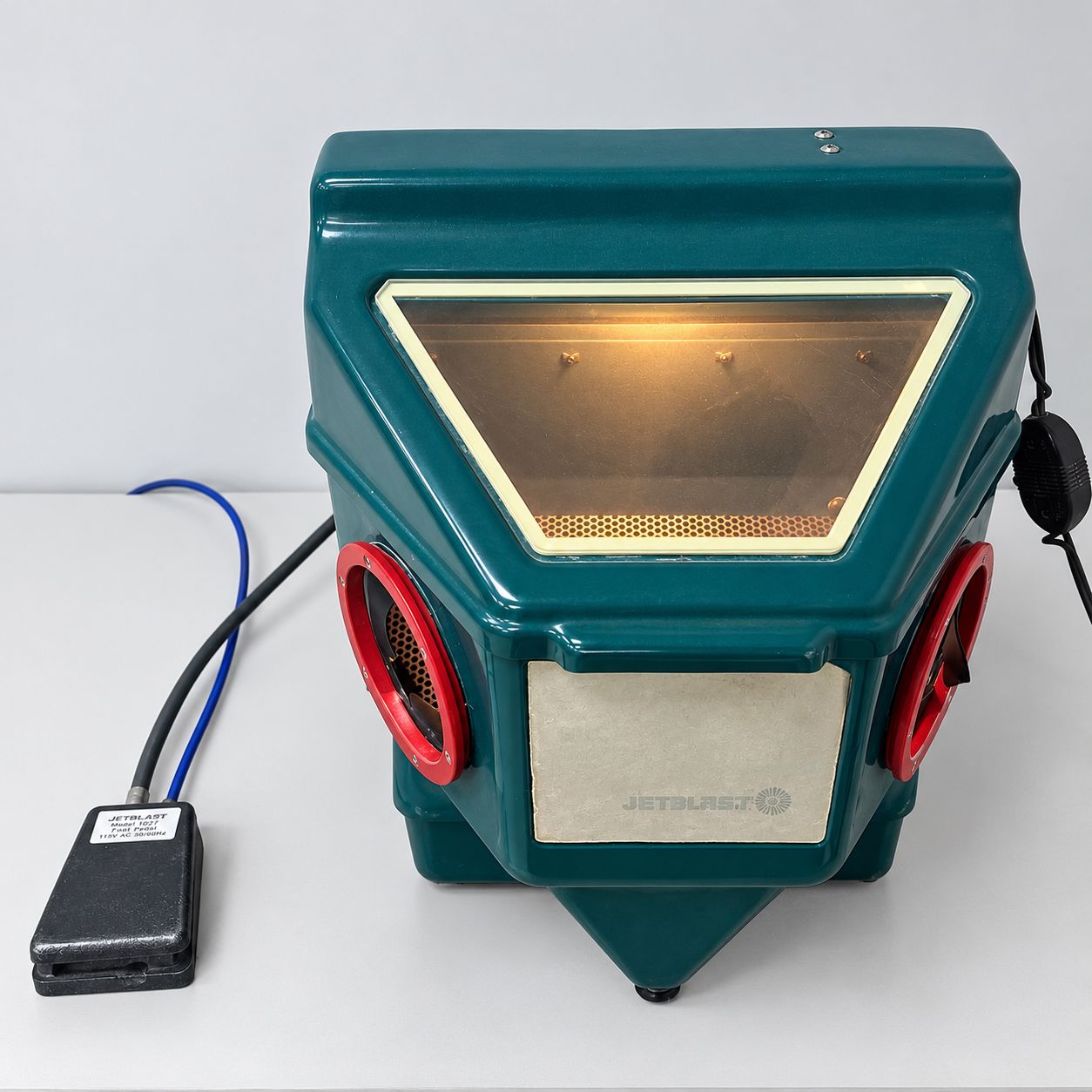 Sterngold MicroSuction WorkStation (1300V) Dental Lab Sandblaster *Used Condition