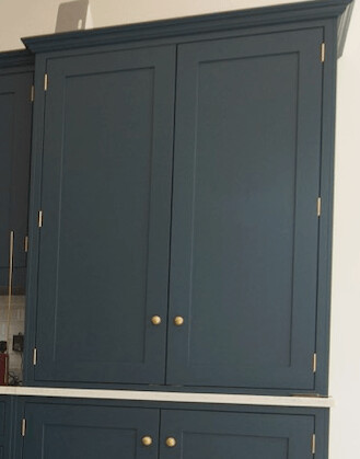 2 Door Dresser Cabinet