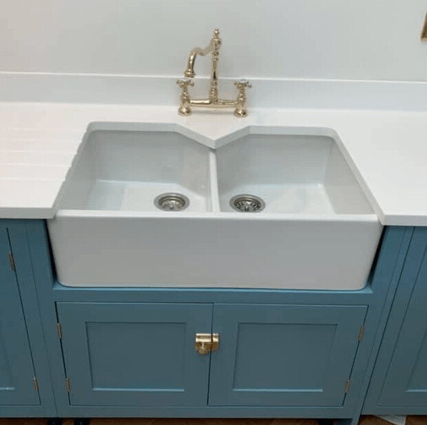 2 Door Double Belfast Sink Cabinet, Kitchen Style: Windsor