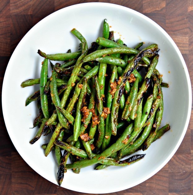 Sauteed green beans tempered with cumin (GF)