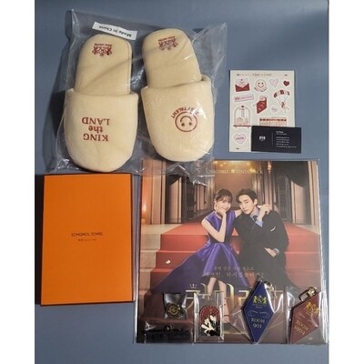 [ONHAND] King The Land Official Goods