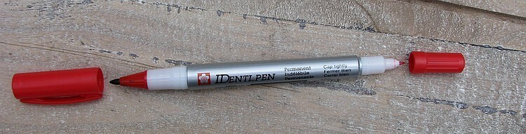 Identi pen red