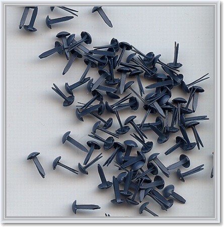 4,5 mm brads  100 stuks