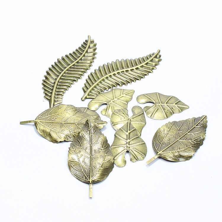 Metalen bladeren set massief