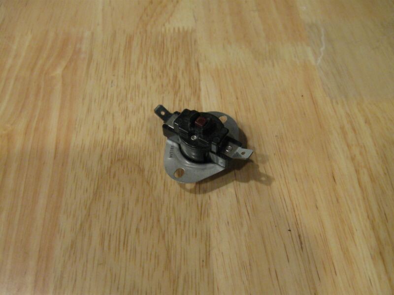 Interrupteur thermique avec reset