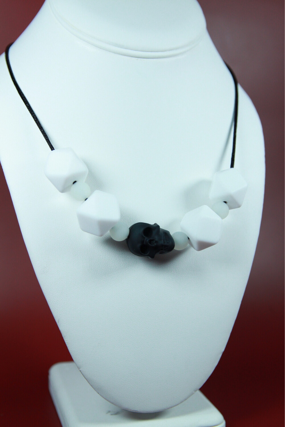 🖤GLOW IN THE DARK🖤 Luminous Skull Chew