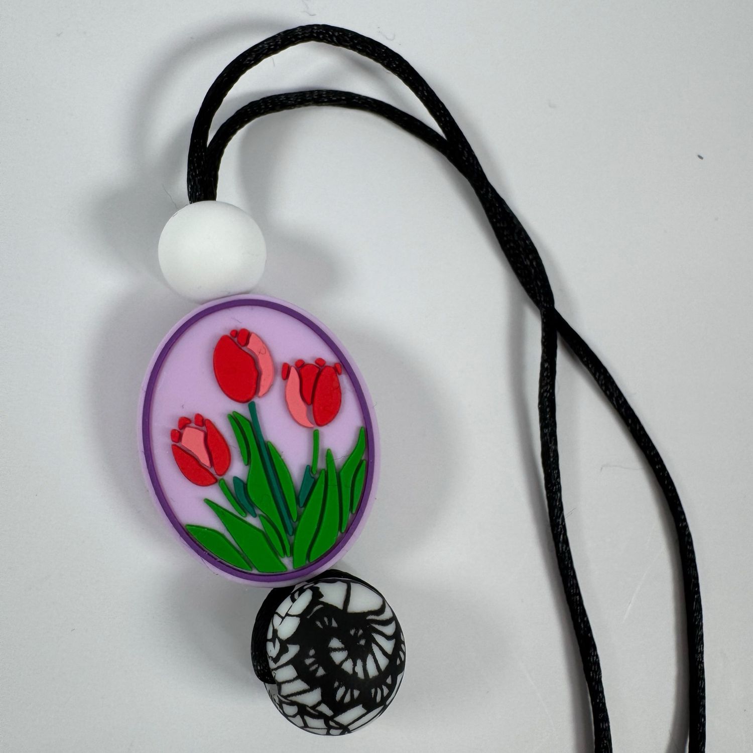 Flower Drop Chew Necklace