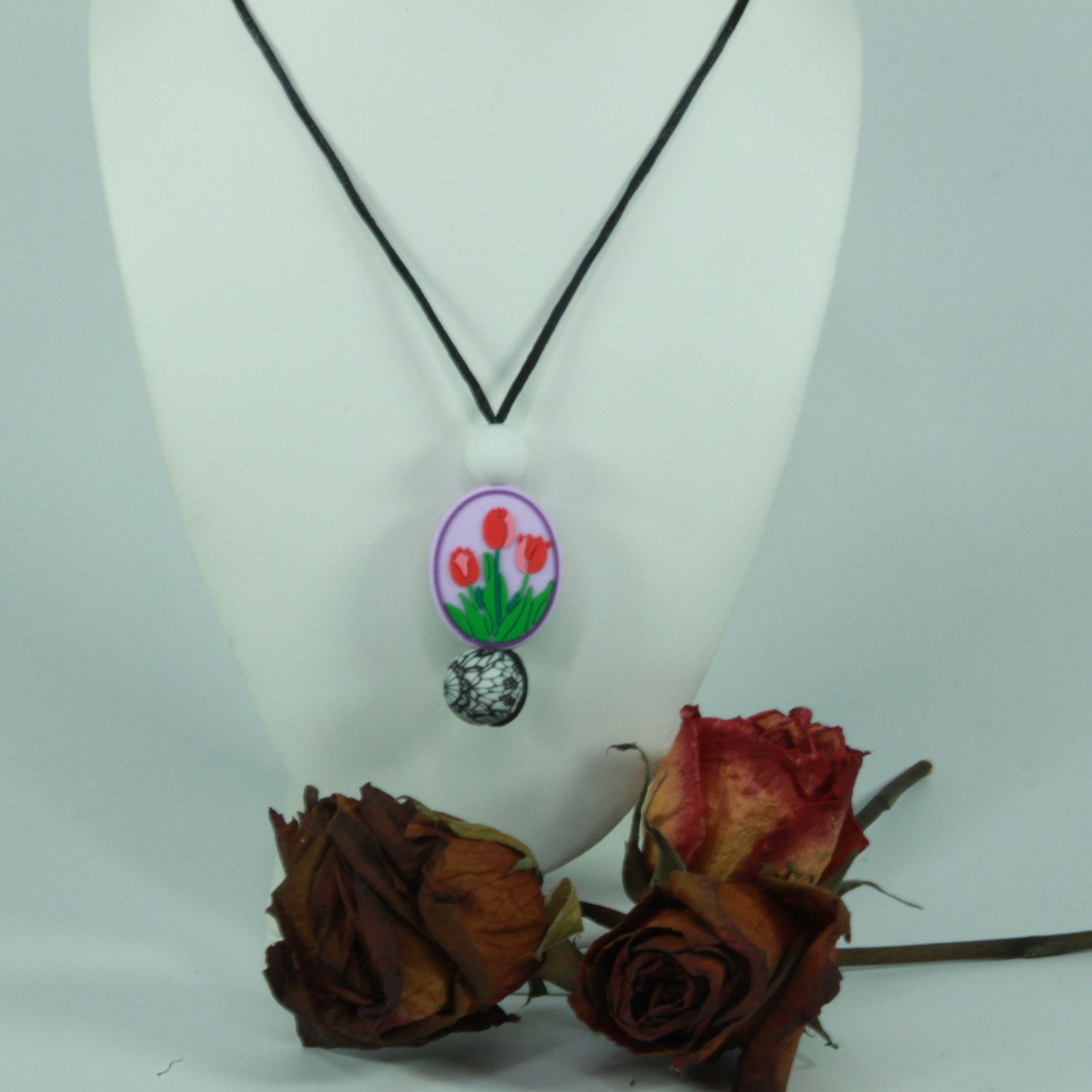 Flower Drop Chew Necklace