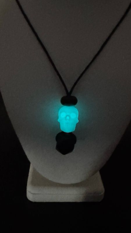 Glow In The Dark Necklace!