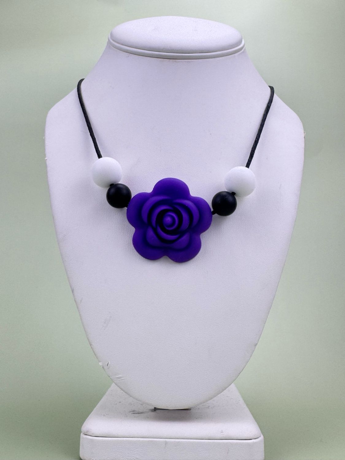 Flower Chew Necklace (freebie)
