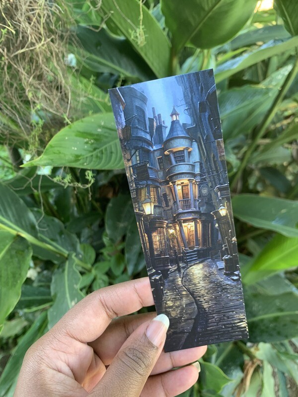 Wizard World Bookmark - Night Alley