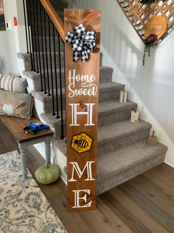 Interchangeable Porch Board With (12) Seasonal Plates