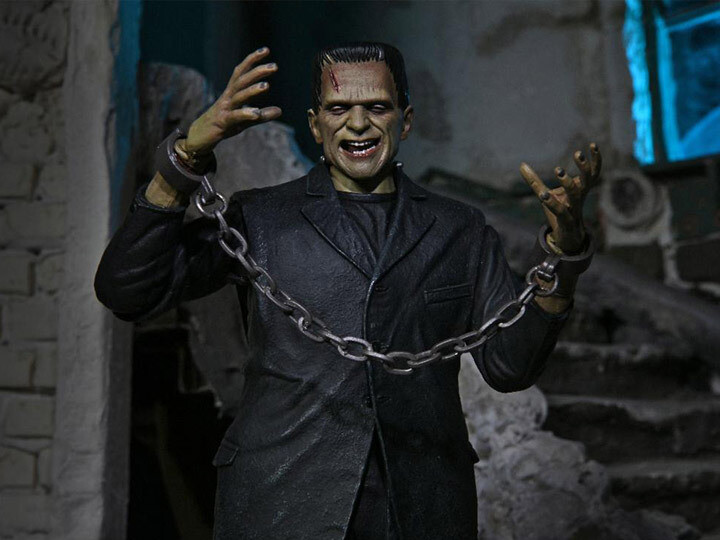 Universal Monsters Ultimate Frankenstein&#39;s Monster (Color) 7&quot; Scale Figure