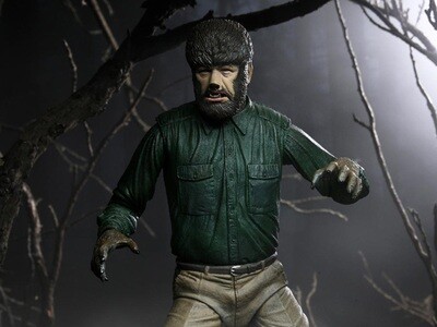 Universal Monsters Ultimate The Wolf Man Figure