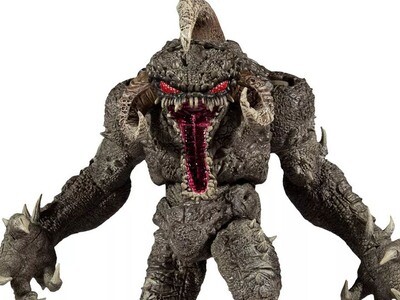 Spawn&#39;s Universe Violator Deluxe Mega Action Figure