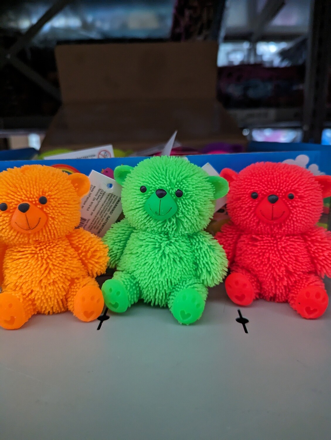 BALLE STRESS OURSON DE COULEUR PRÉSENTOIR DE 12 (A8-1)