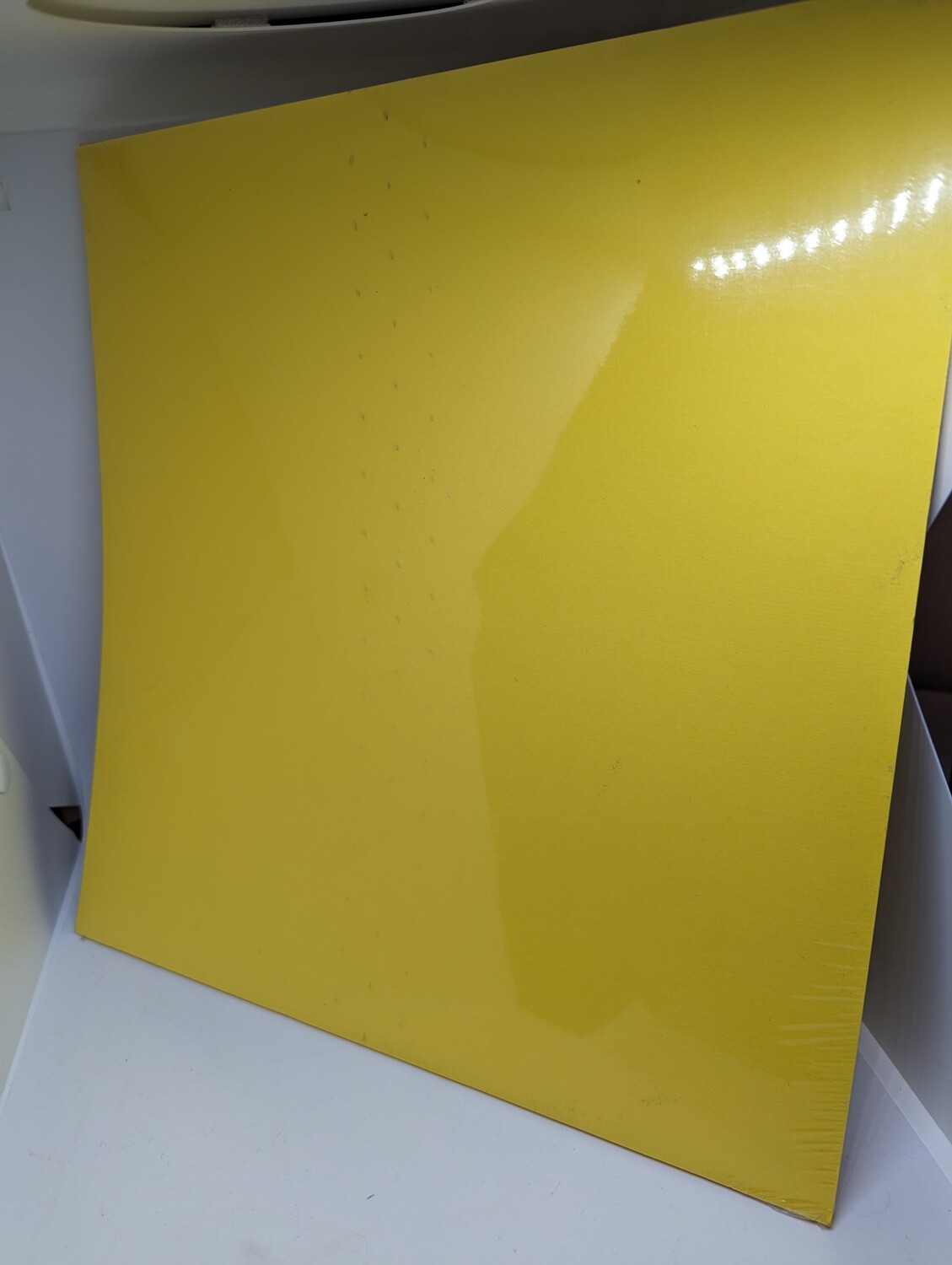 PQT DE 15 FEUILLES JAUNE CARTON 12 X12  RW