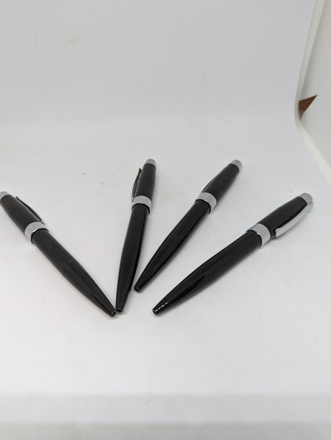 STYLO A BILLE EPIPHANY NOIR(I1-2)