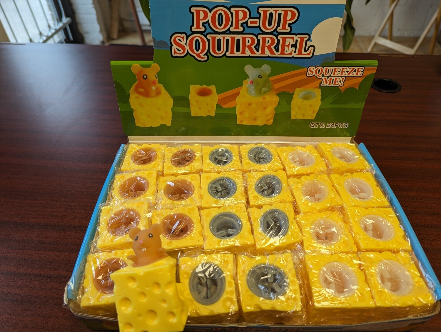 POP-UP SOURIES/FROMAGE (PRESENTOIR DE 24)(A8-1)