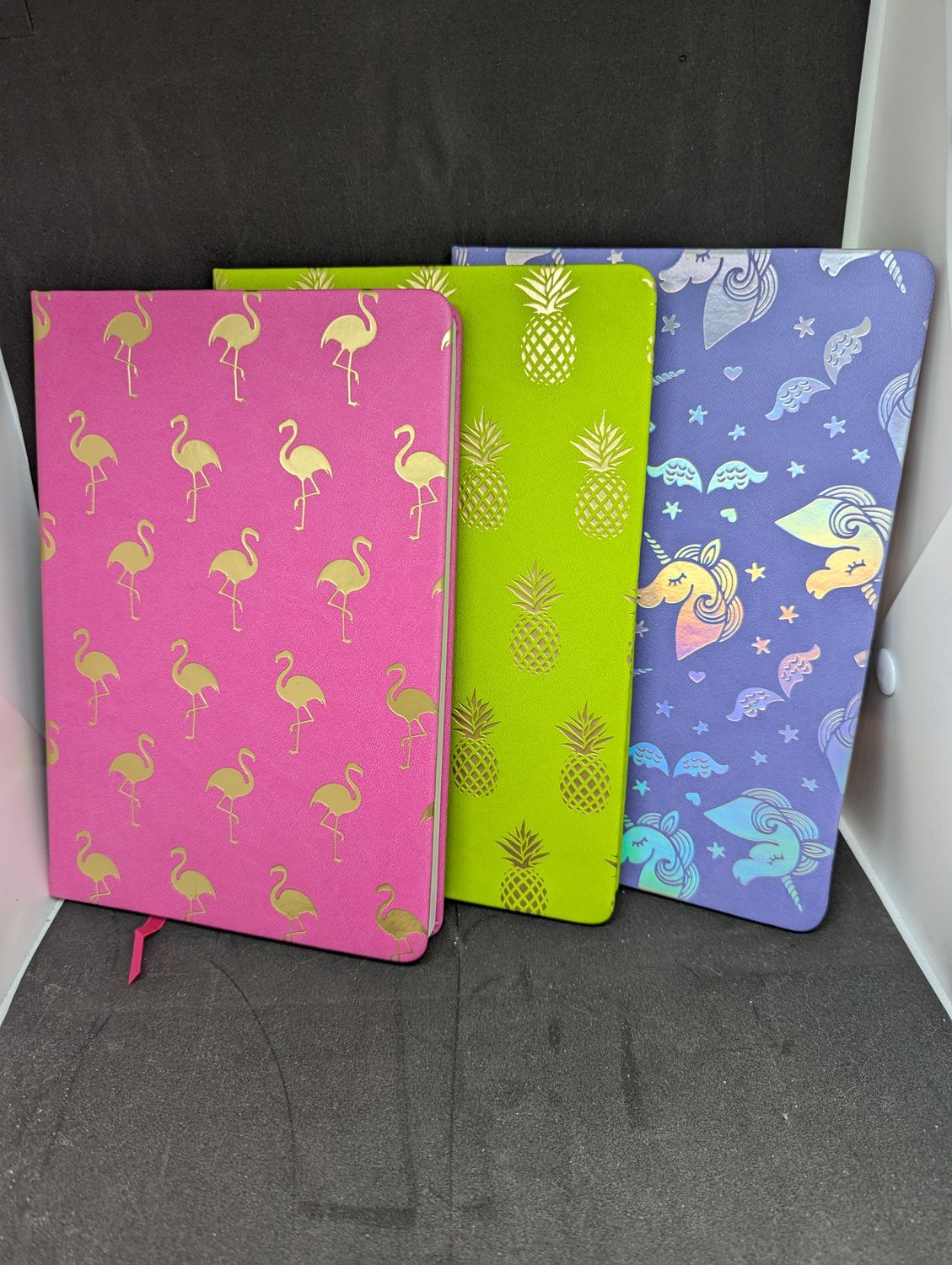 CAHIER LIGNE 6 X 8&#39;&#39; EN PU COULEUR ASSRT (k1-7)