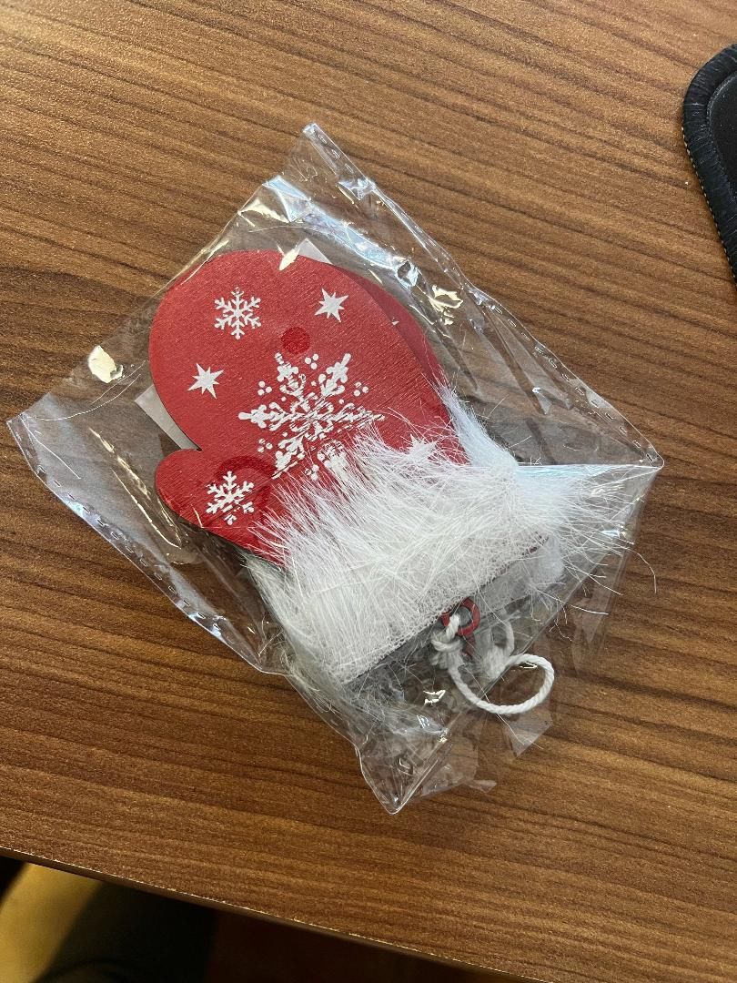 ORNEMENT MITAINE EN BOIS(G4)