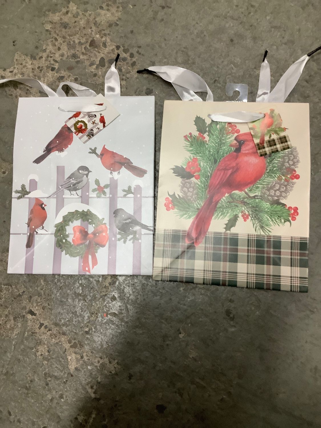 Sac cadeau moyen oiseau Noël 