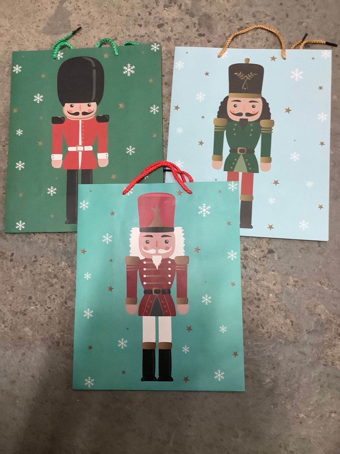 Sac cadeau casse noisette large