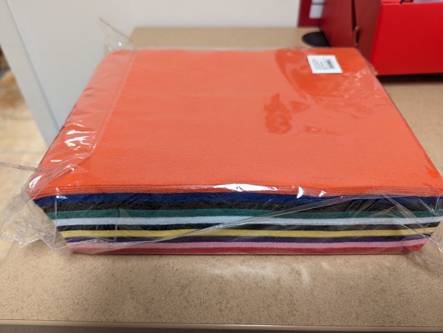 Feutrines 9x12 (PQT DE 50) Couleurs ass. vives (RW)