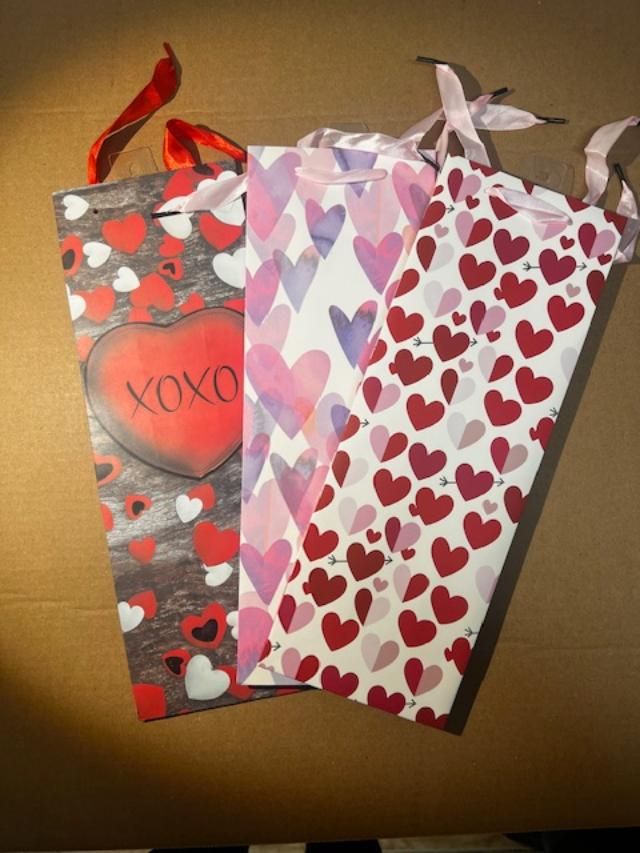 SAC CADEAU MAT COEUR ROSE ROUGE A VIN (C3-8) (SV)