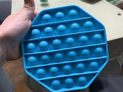 POP IT HEXAGONAL 15 CM (A10-TOP)