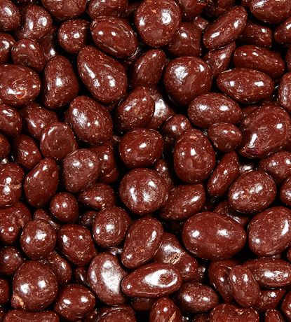 Canneberges Enrobees de Chocolat Noir 6 x 70g (AKRO)(2.42 unité)