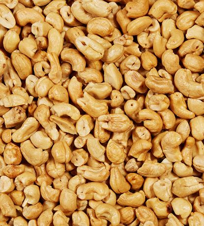 Noix De Cajou Salées (AKRO) 6 X 200 GR(6.15 UNITÉ)