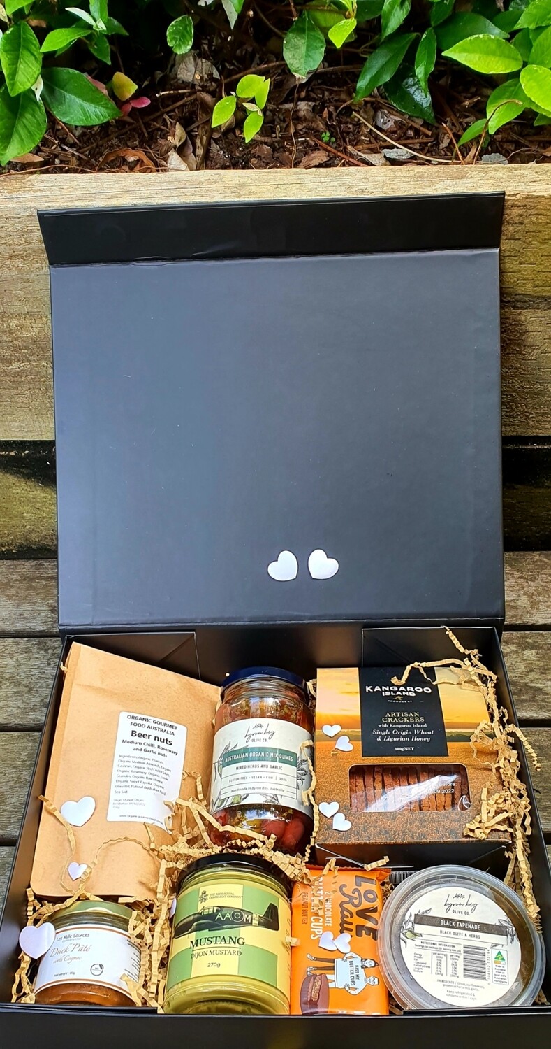 Valentine&#39;s Day Gift Hamper for Him