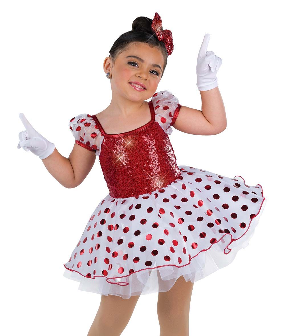 COSTUME: Saturday • 10:30am • Annabelle Combo • Fancy Toes
