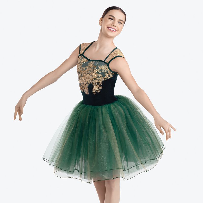 COSTUME: Tuesday • 6:00pm • Jade • Level 3 • Ballet