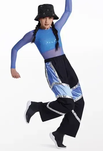 COSTUME: Tuesday • 5:00pm • Annete• Level 3 • Hip Hop•