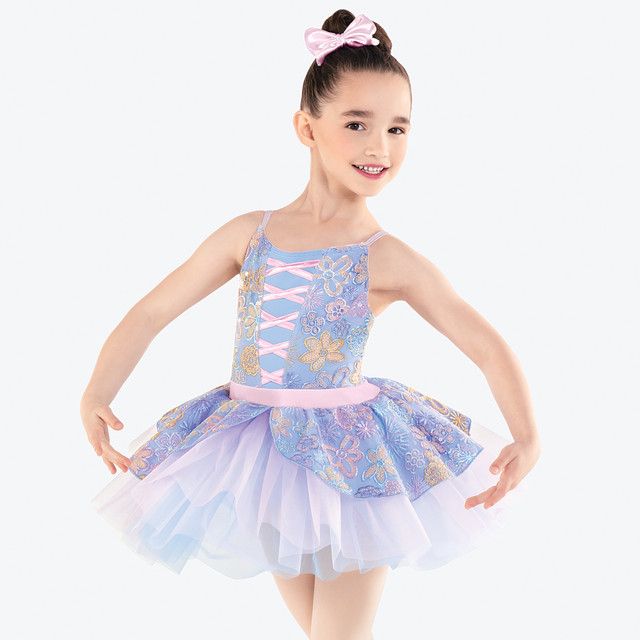 COSTUME: Tuesday • 4:00pm • Anette • Ballet