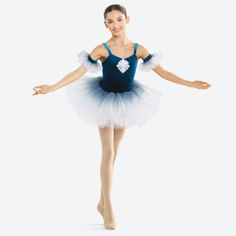 COSTUME: Tuesday • 4:00pm • Anette • Ballet