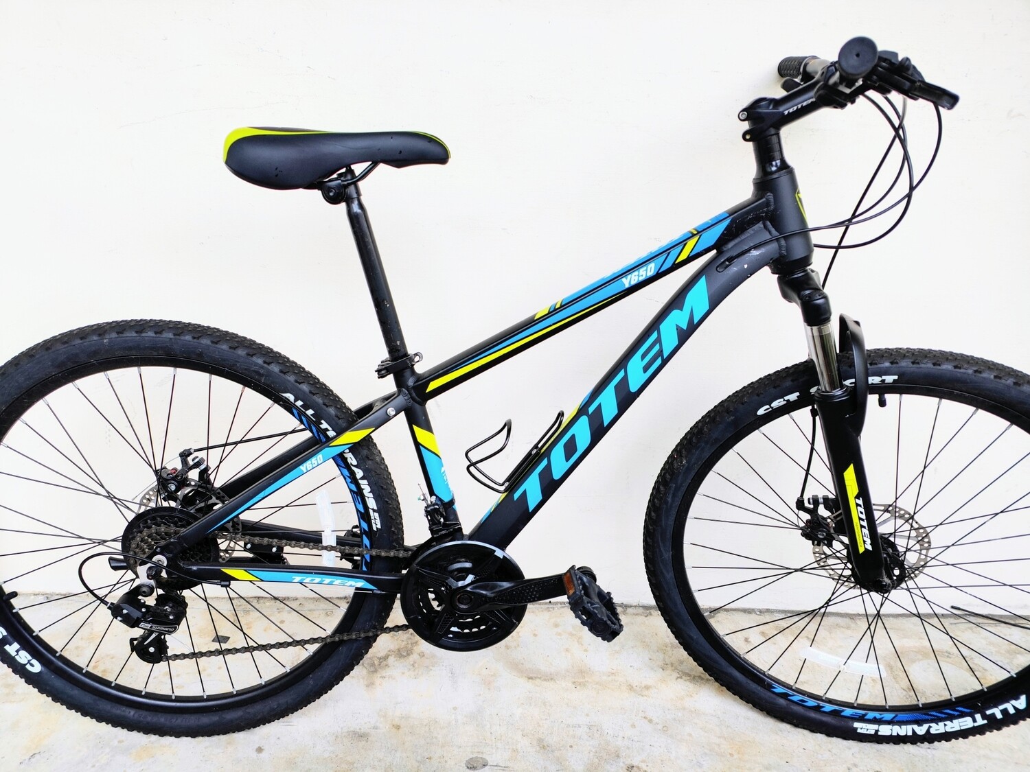 26 Totem 21 Speed Mountain Bike Bicycle XS Size