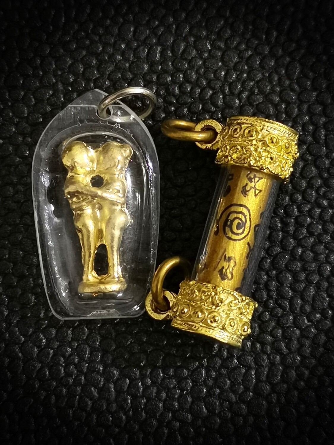 LP Ler Takrud Golden Maha Setti Name 大富翁+ Kruba Krissana Golden Inn Khoo (Mainstream Powerful Bundle E) 👍