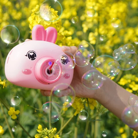 Girl Bubble camera  bubble machine