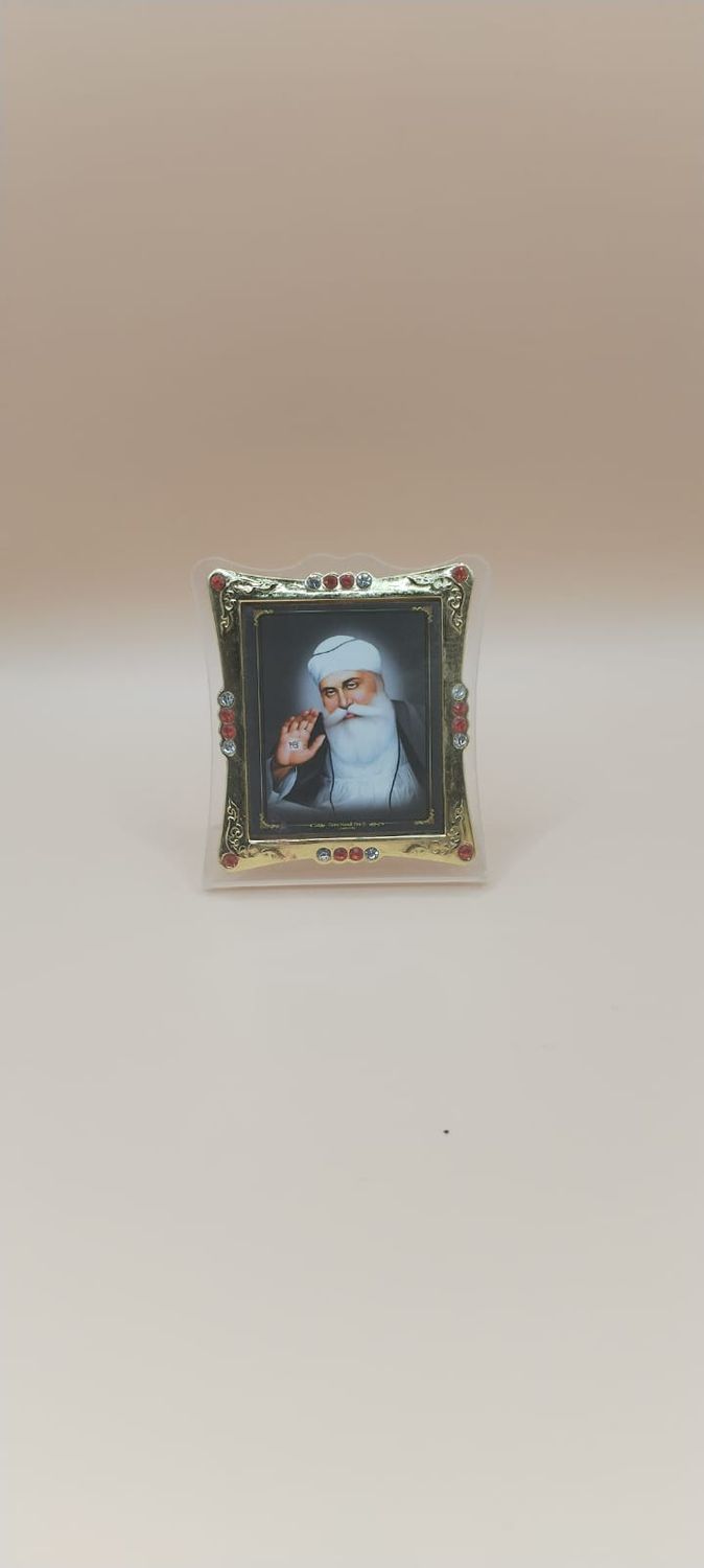 Shri Guru Nanak Ji Car Photo
