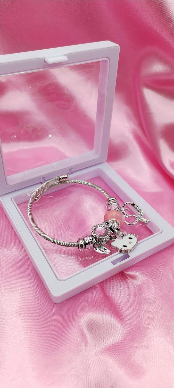 Hello Kitty Bracelet