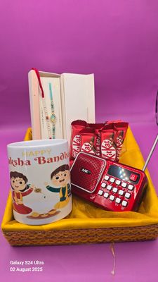 Customizable Gift Hamper