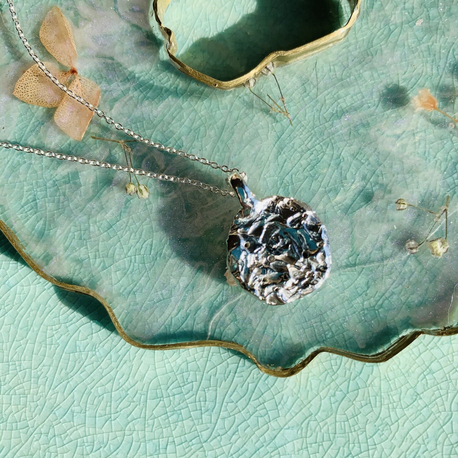 Luna 1 pendant