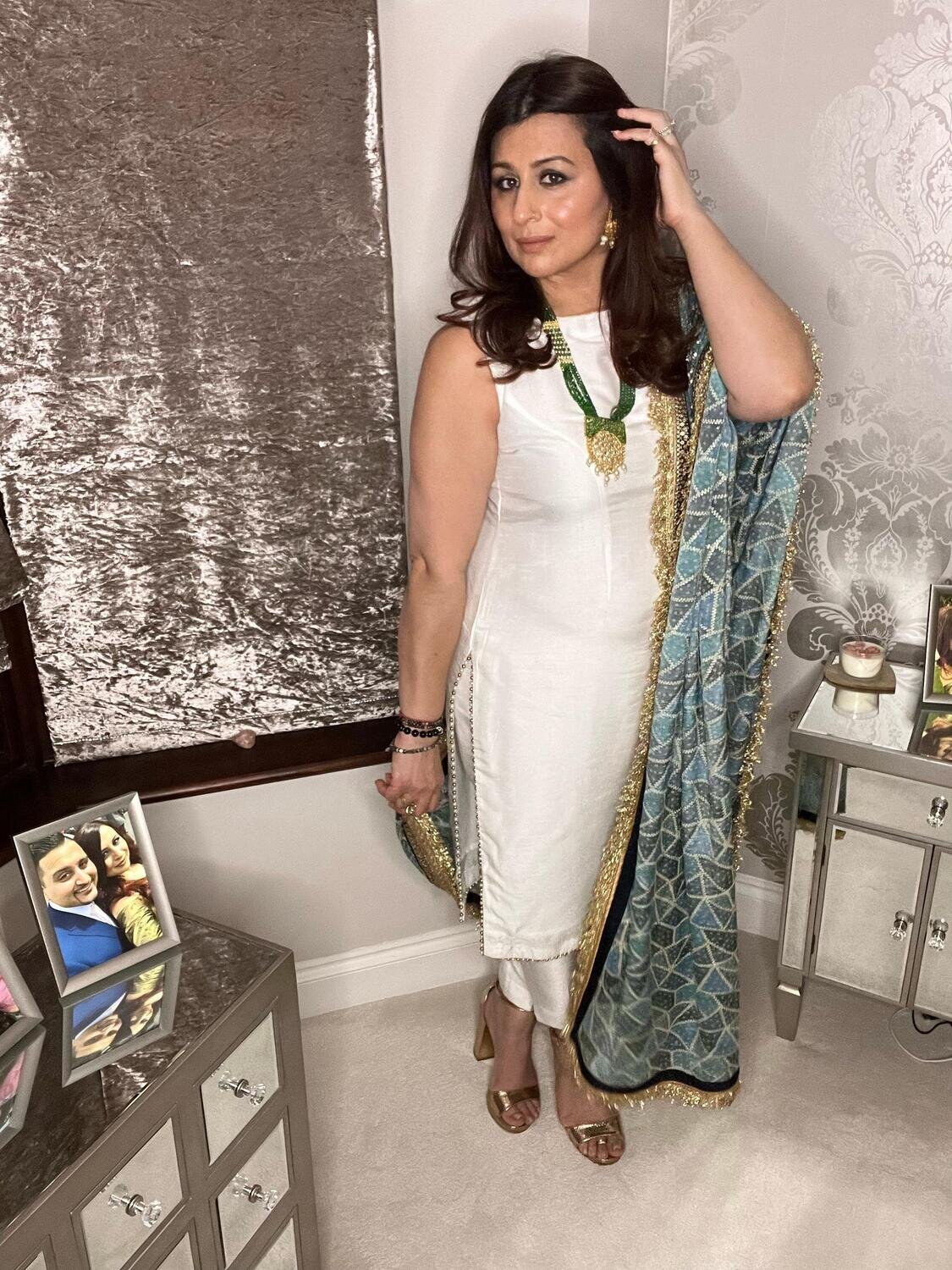 Raw &amp; Simple Pant Suit - White Boat