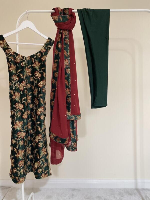 Winter Wildflower Pyjami Suit - Green