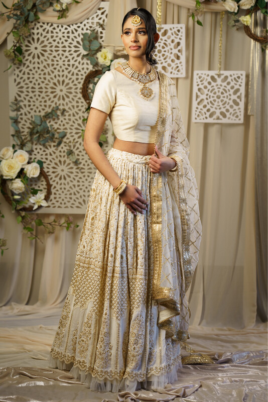 Savanaha Lehenga - Ivory