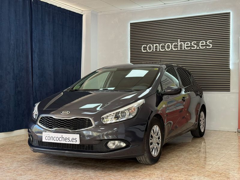 KIA CEED 1.6CRDI CONCEPT 157.000 Km KIA CEED 1.6CRDI CONCEPT 157.000 Km