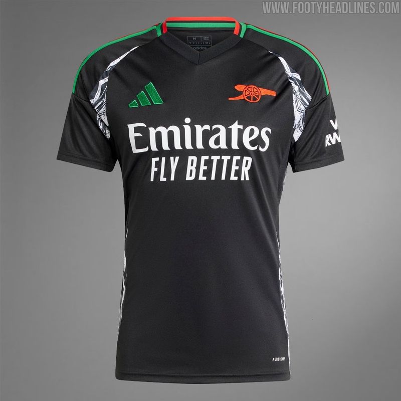 Arsenal Away                   24/25